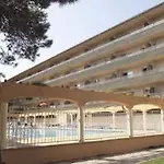 Salles Aparthotel
