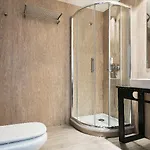 Salles Aparthotel